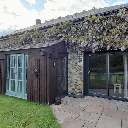 Wisteria Barn, Trewethen, St Teath, Nr Port Isaac Villa Saint Teath Eksteriør billede